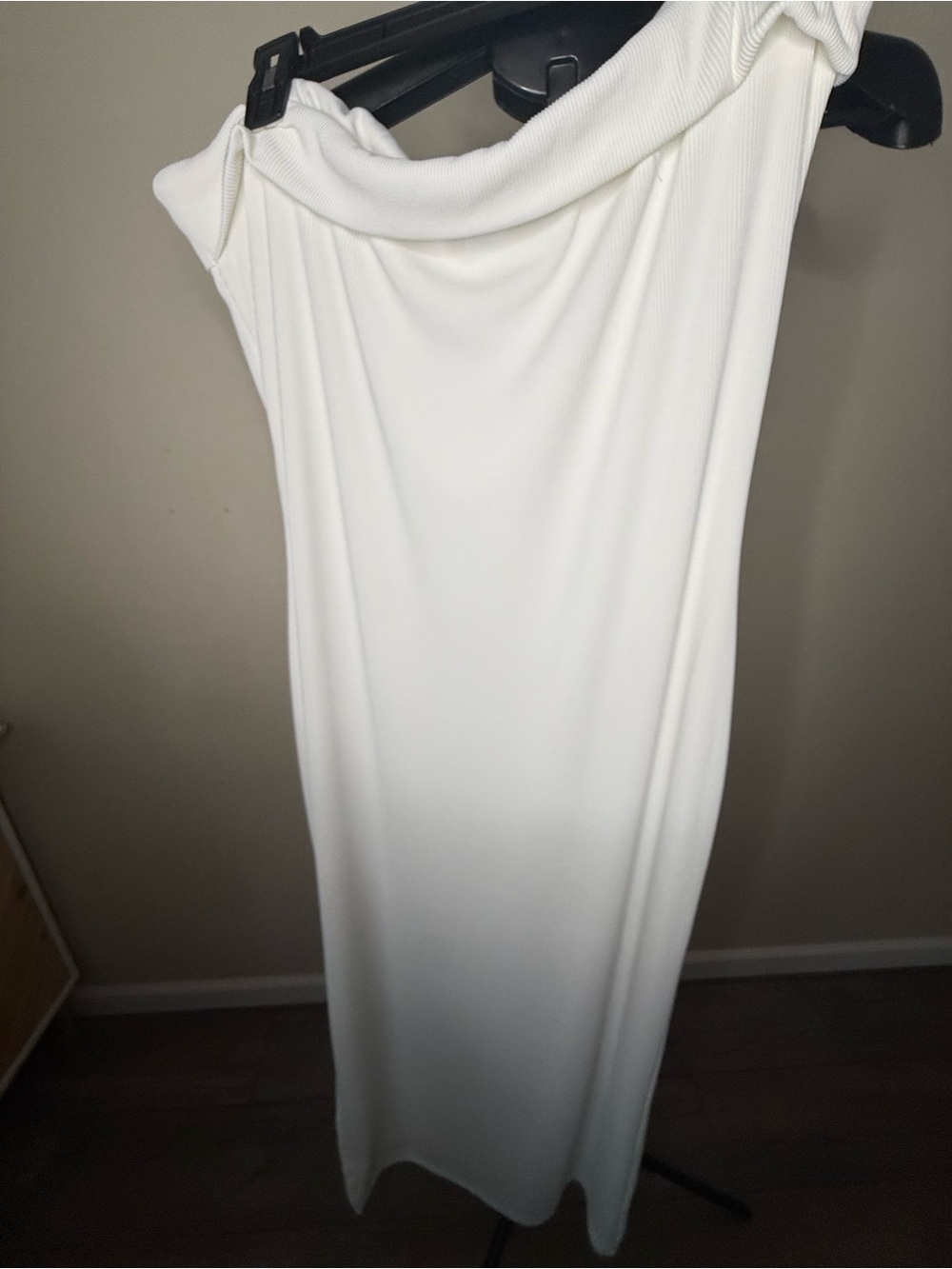 White Strapless Bodycon Maxi Dress - Picture 5 of 11